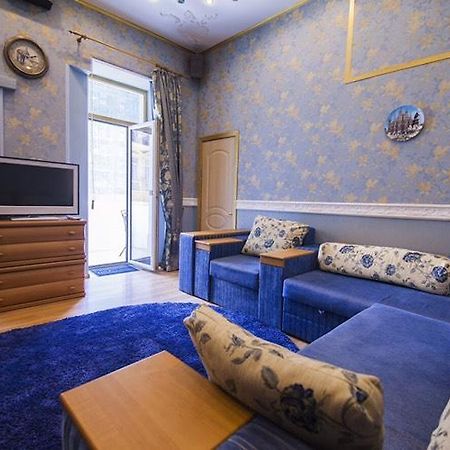 Apartment In The Heart Of 키예프 외부 사진